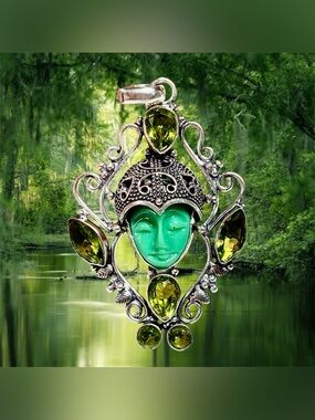 Carved GODDESS face and peridot Gemstone Pendant Necklace -Artisan